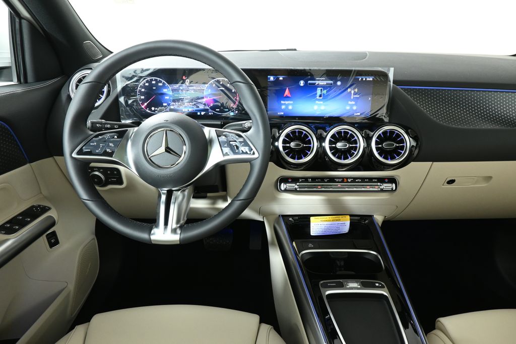 2025 Mercedes-Benz GLA 250 4MATIC 4