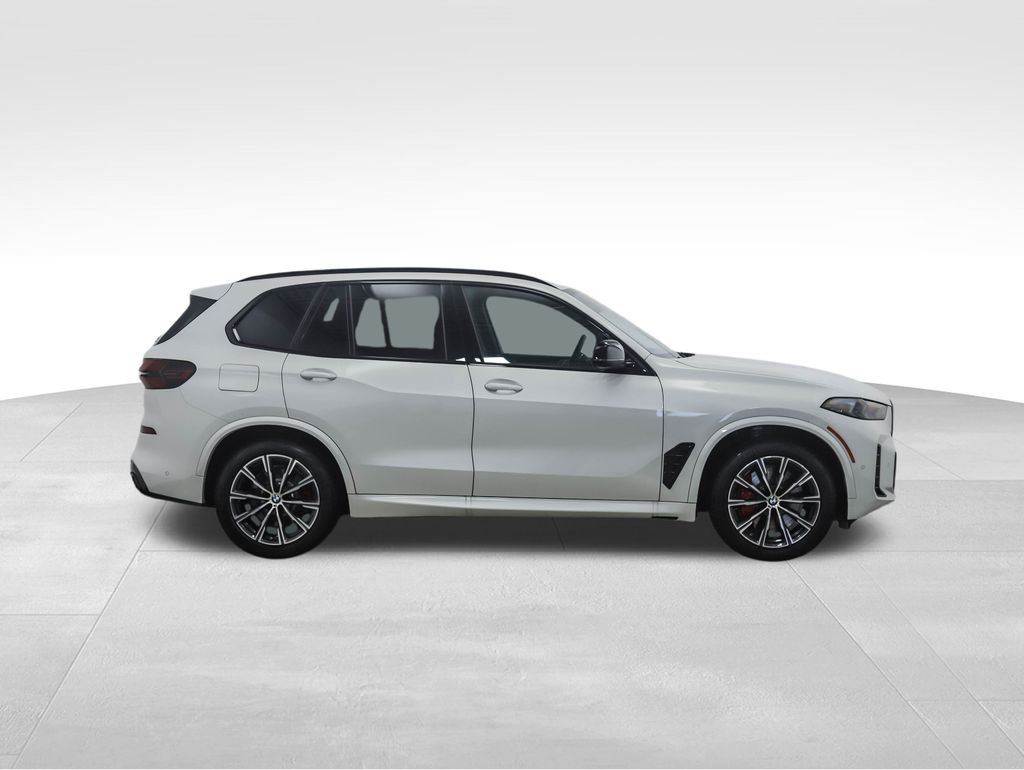 2025 BMW X5 M60i 6