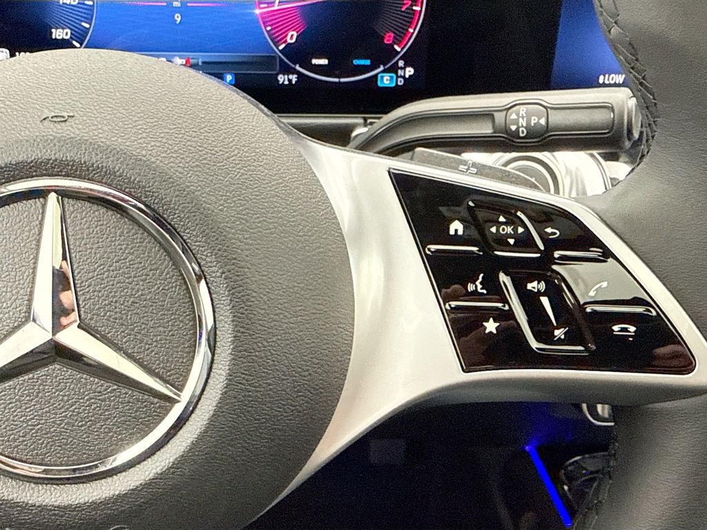 Thumbnail: 2026 Mercedes-Benz GLB - 12