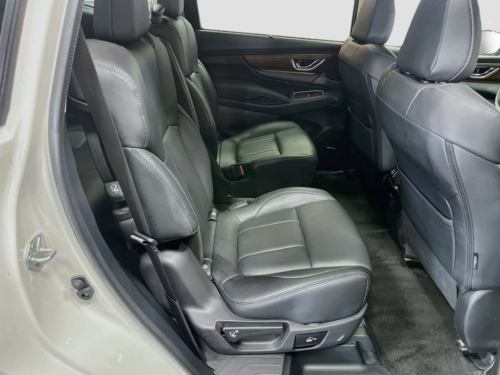 Used 2025 Crystal White Pearl Subaru Touring image 30