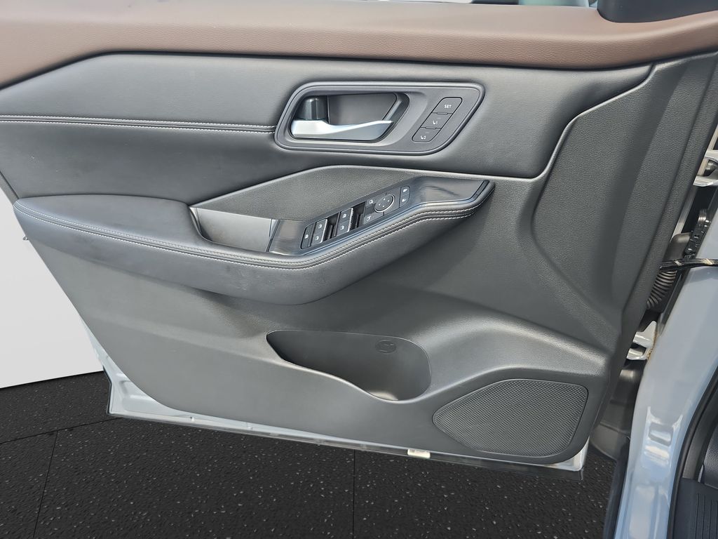 Used 2023 Nissan Rogue SUV