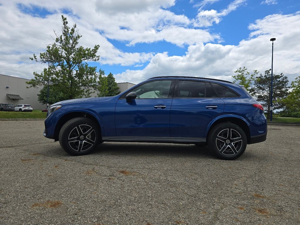 New 2026 Blue Mercedes-Benz GLC 300 image 14