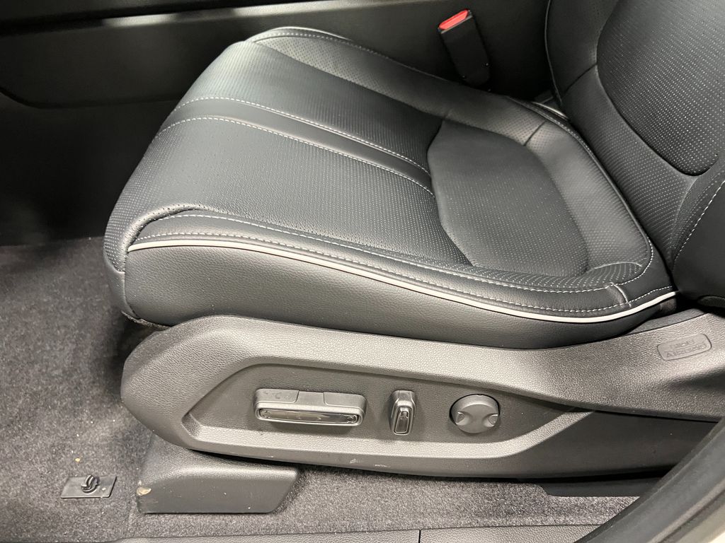 2025 Honda Pilot Elite photo