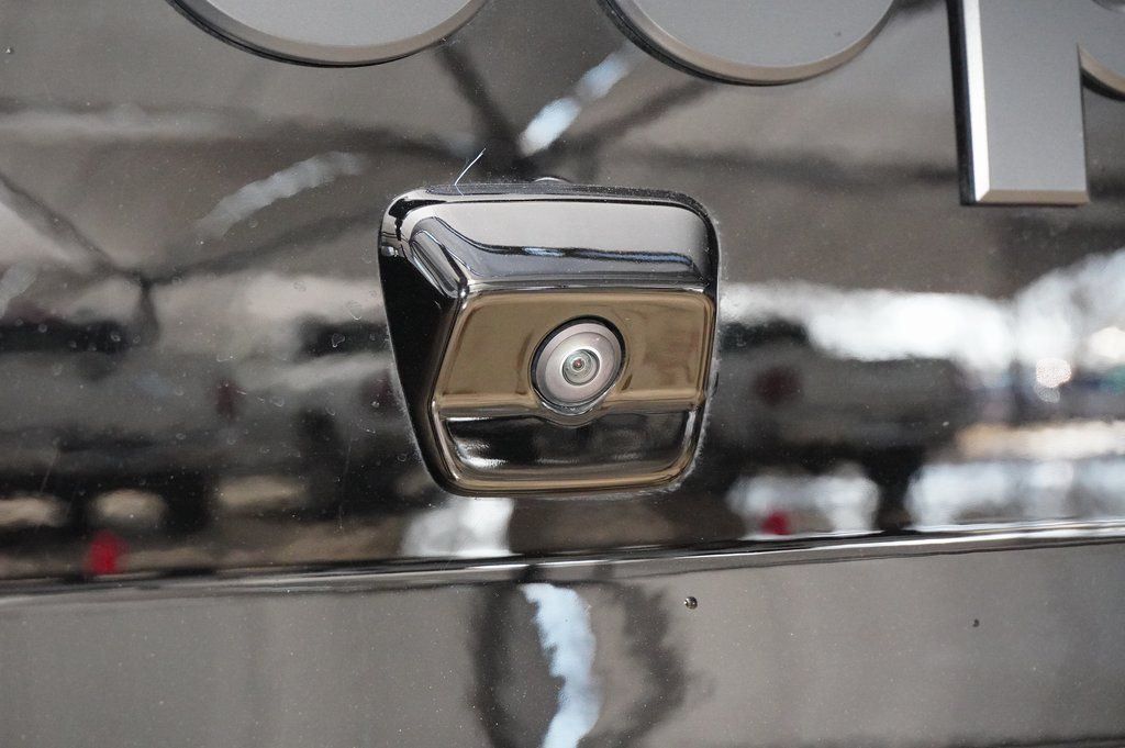 Used Car 2023 Jeep Gladiator  Sport For Sale Under $40,000 In Weatherford, Texas