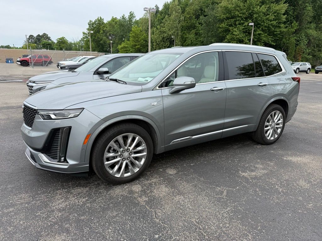 Argent Silver Metallic 2024 Cadillac XT6 Premium Luxury AWD SUV / Crossover Four-Wheel Drive 9-Speed Automatic