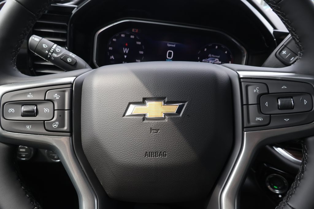 Thumbnail: 2026 Chevrolet Silverado 2500 - 19