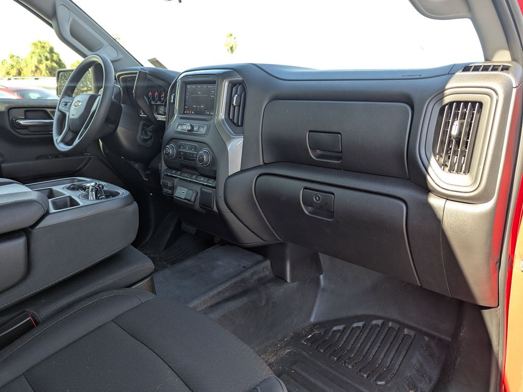 used 2025 Chevrolet Silverado 1500 car, priced at $38,991