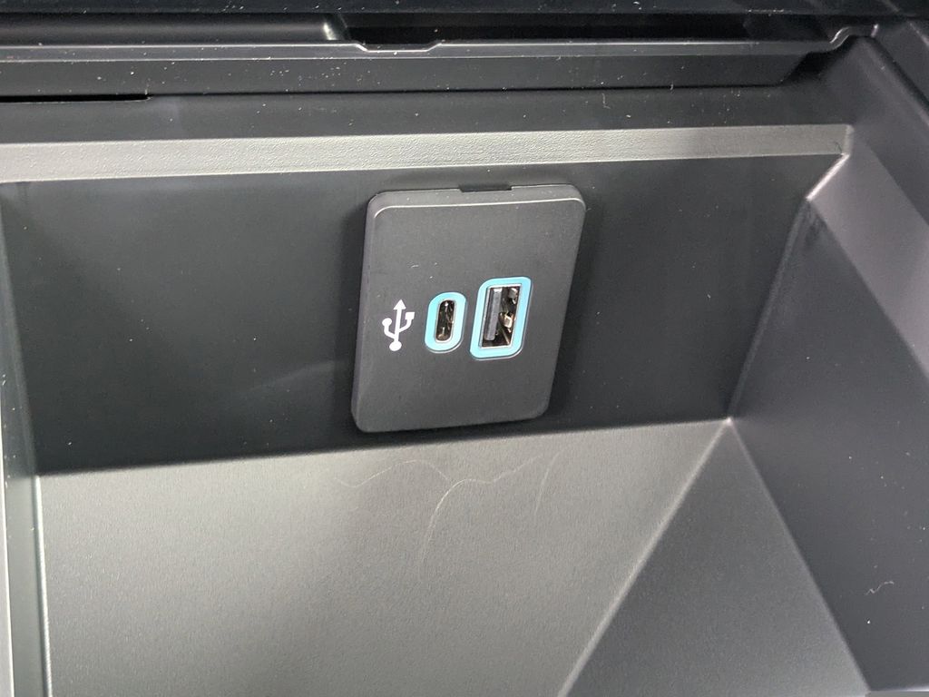 2026 Ford F-350 Super Duty LARIAT