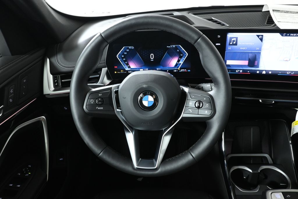 Thumbnail: 2027 BMW X1 - 17