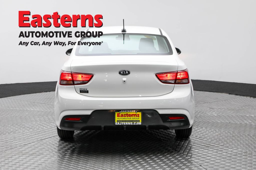 Used 2019 White Kia LX image 6