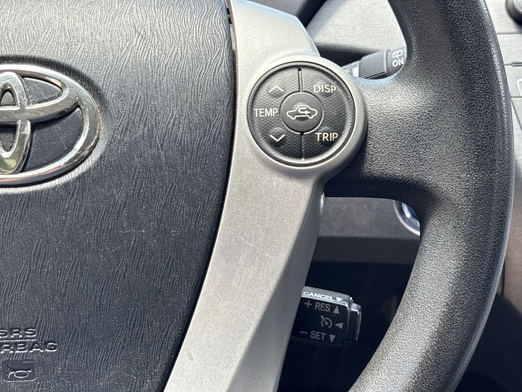 Used 2014 White Toyota Two image 21