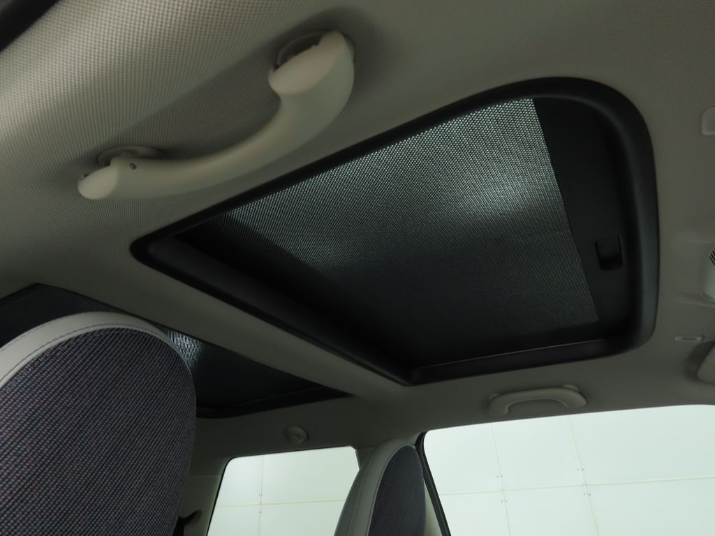 Thumbnail: 2026 MINI Cooper - 18