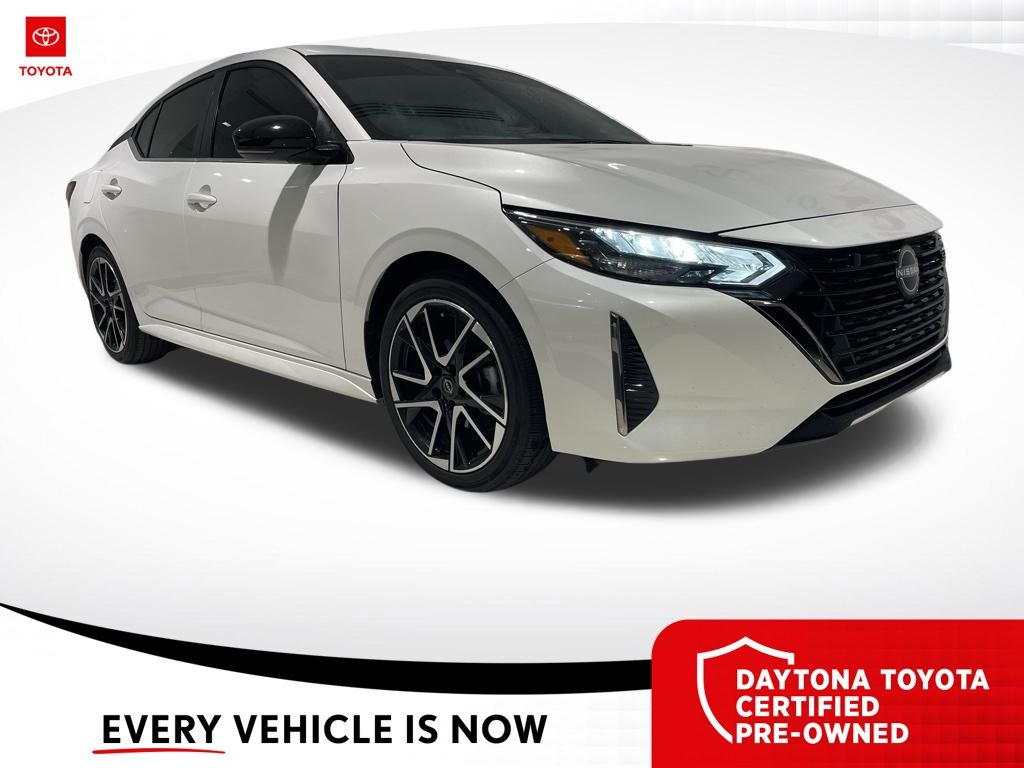2024 Nissan Sentra SR's photo