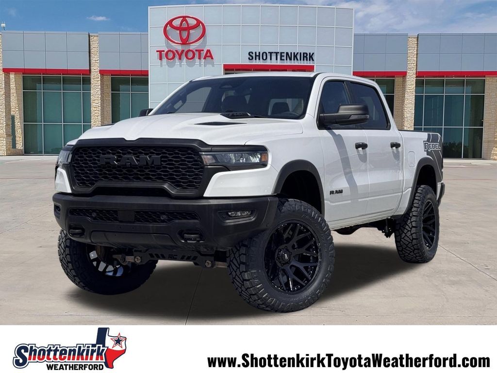 Bright White Clearcoat 2025 RAM 1500 Pickup Truck Four-Wheel Drive 8-Speed Automatic