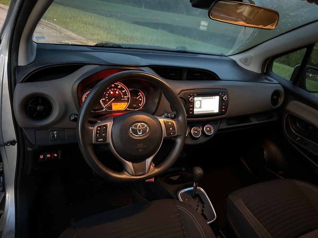 Thumbnail: 2018 Toyota Yaris - 12