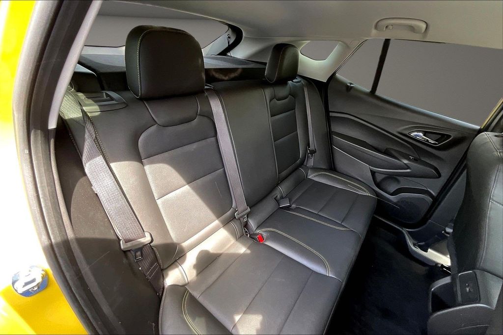 Used 2024 Chevrolet Trax SUV