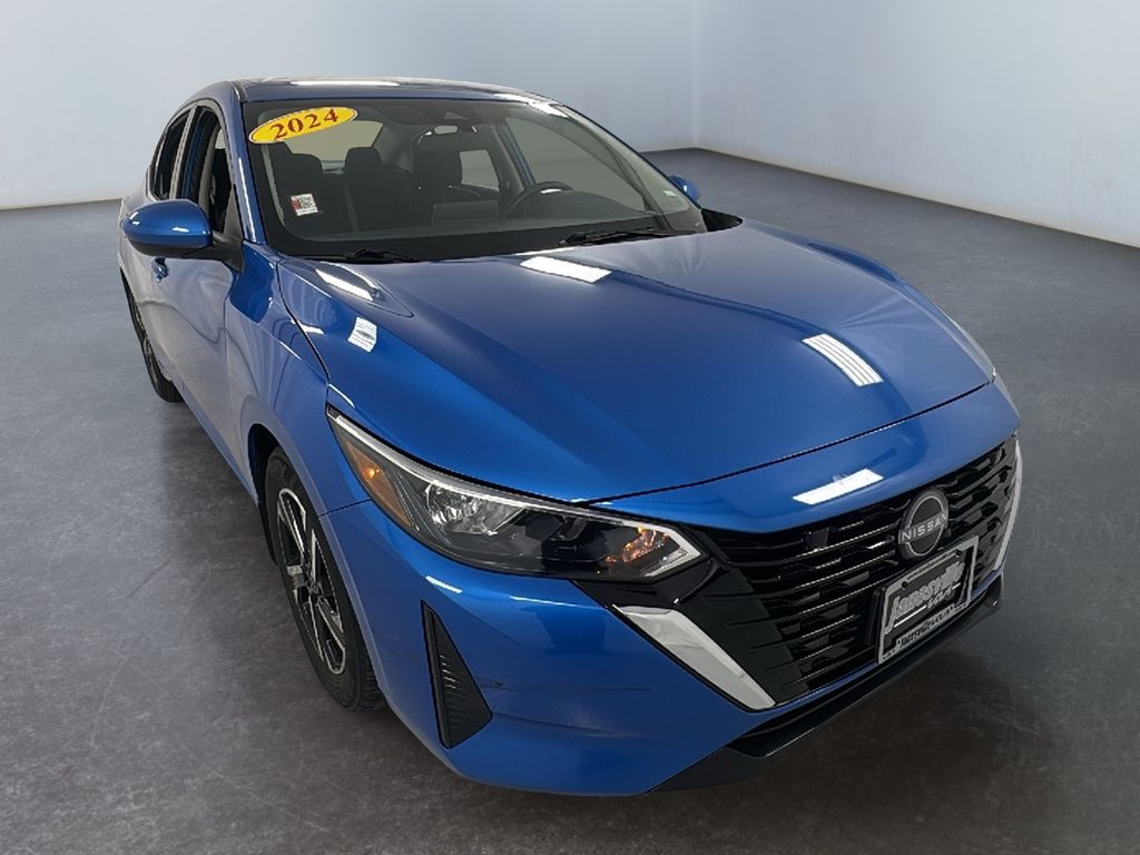 2024 Nissan Sentra SV FWD