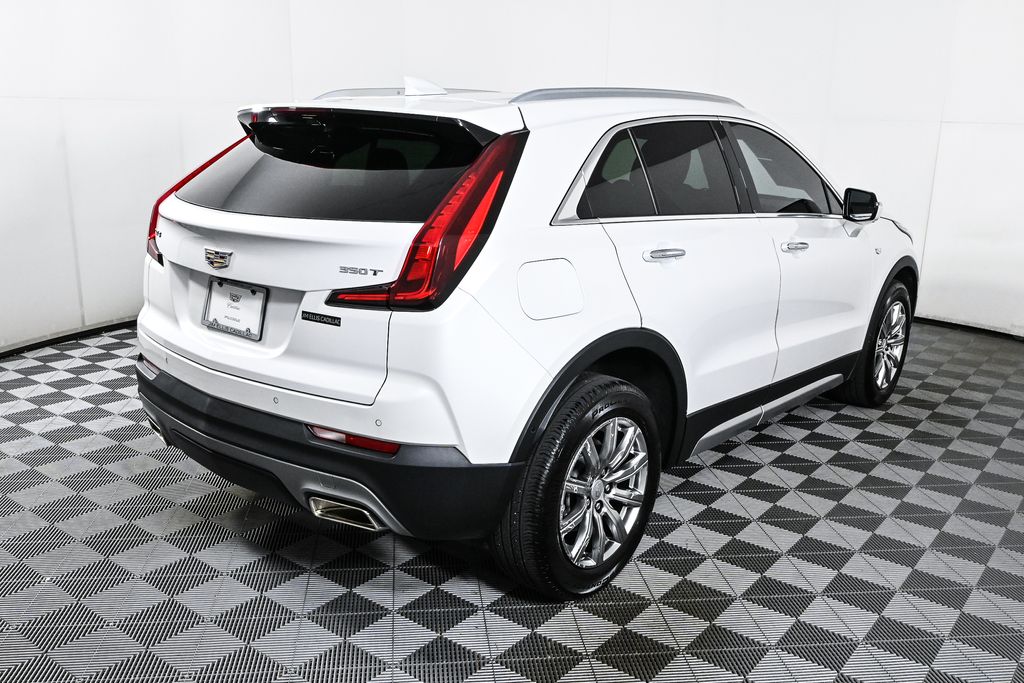 2022 Cadillac XT4 Premium Luxury 6