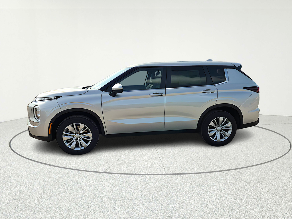 2026 Mitsubishi Outlander ES - 2