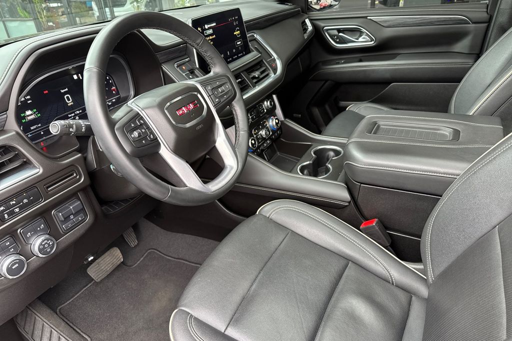 used 2023 GMC Yukon car, priced at $63,951