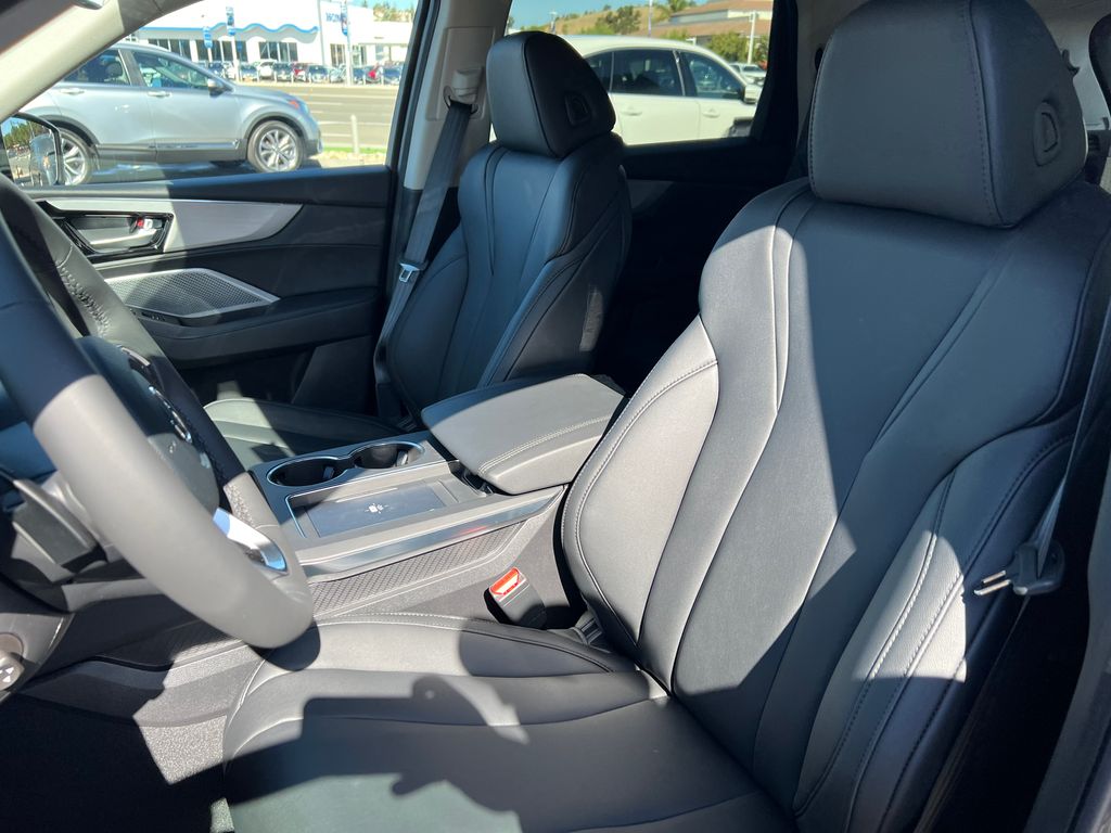 2025 Acura MDX Base 15