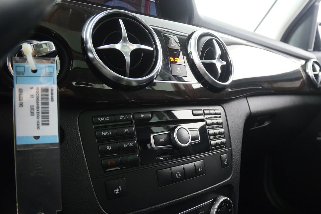 2014 Mercedes-Benz GLK 350 24