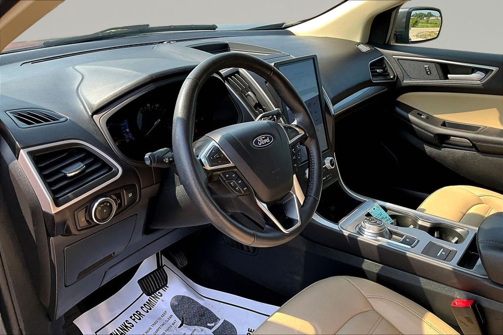 Used 2024 Ford Edge SUV