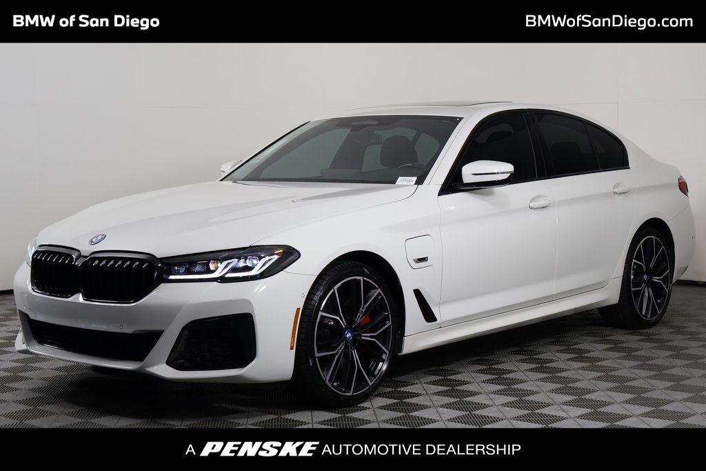 Thumbnail: 2022 BMW 5 Series - 1