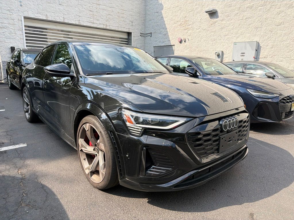 Mythos Black Metallic 2024 Audi SQ8 e-tron Sportback Sedan All-Wheel Drive Automatic