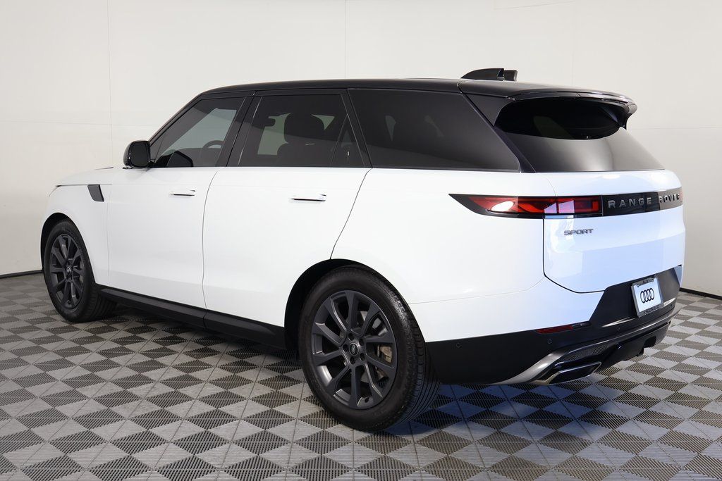 Thumbnail: 2024 Land Rover Range Rover Sport - 6