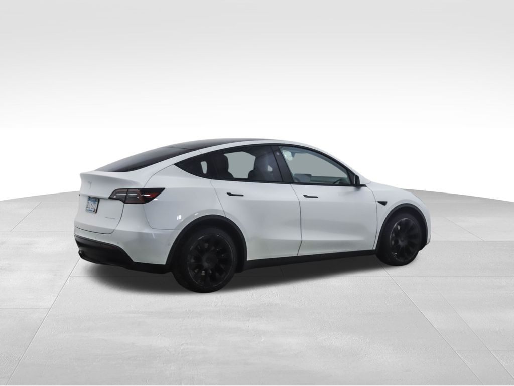 Thumbnail: 2021 Tesla Model Y - 5