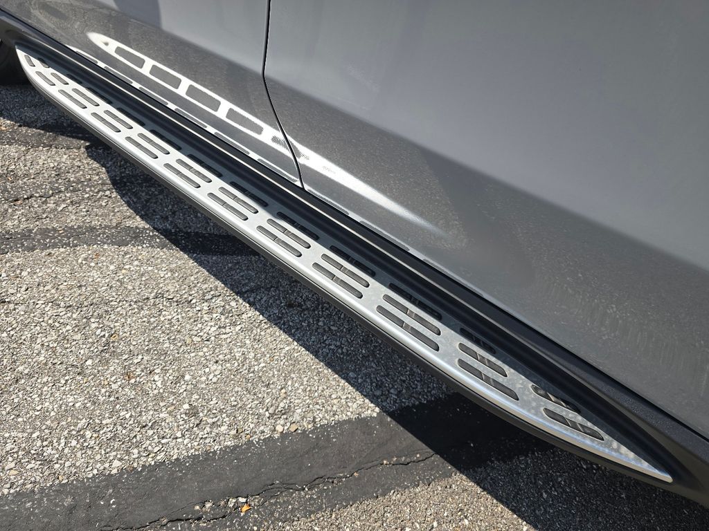 Certified Used 2026 White Mercedes-Benz GLE 350 image 25