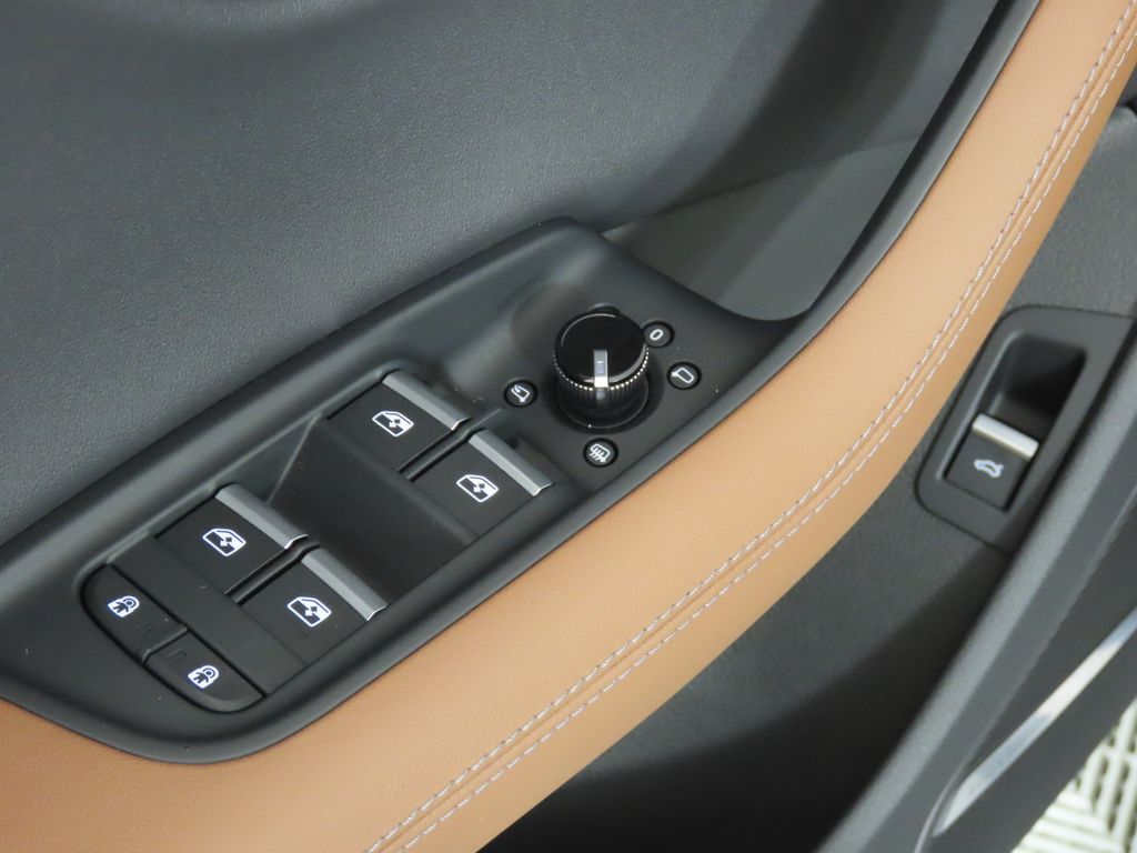 Thumbnail: 2026 Audi Q7 - 29