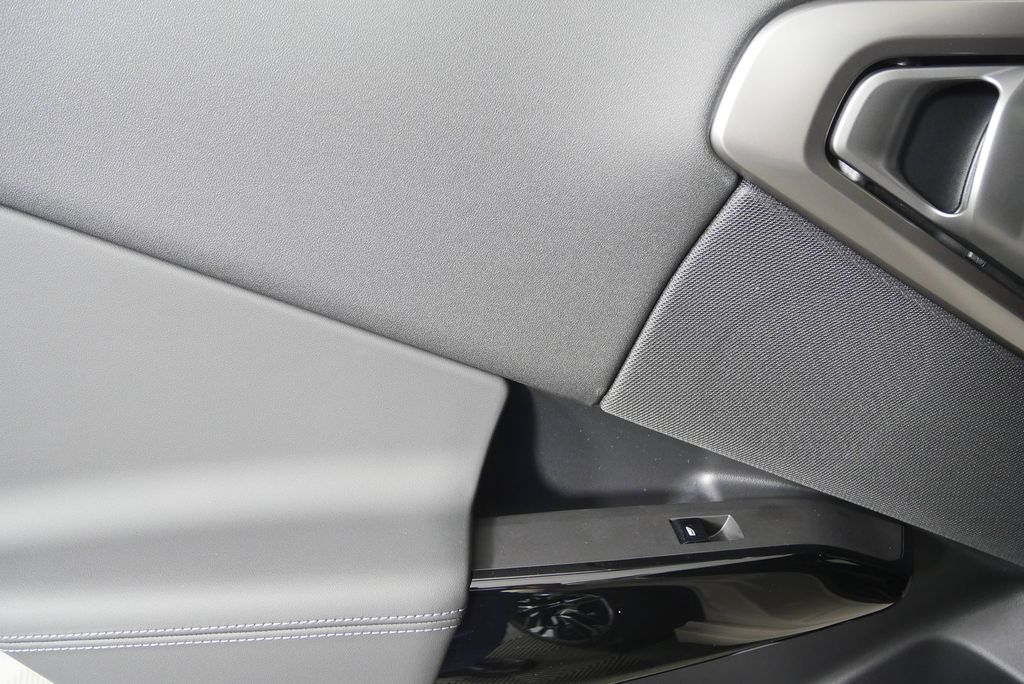 Thumbnail: 2026 BMW X3 - 13