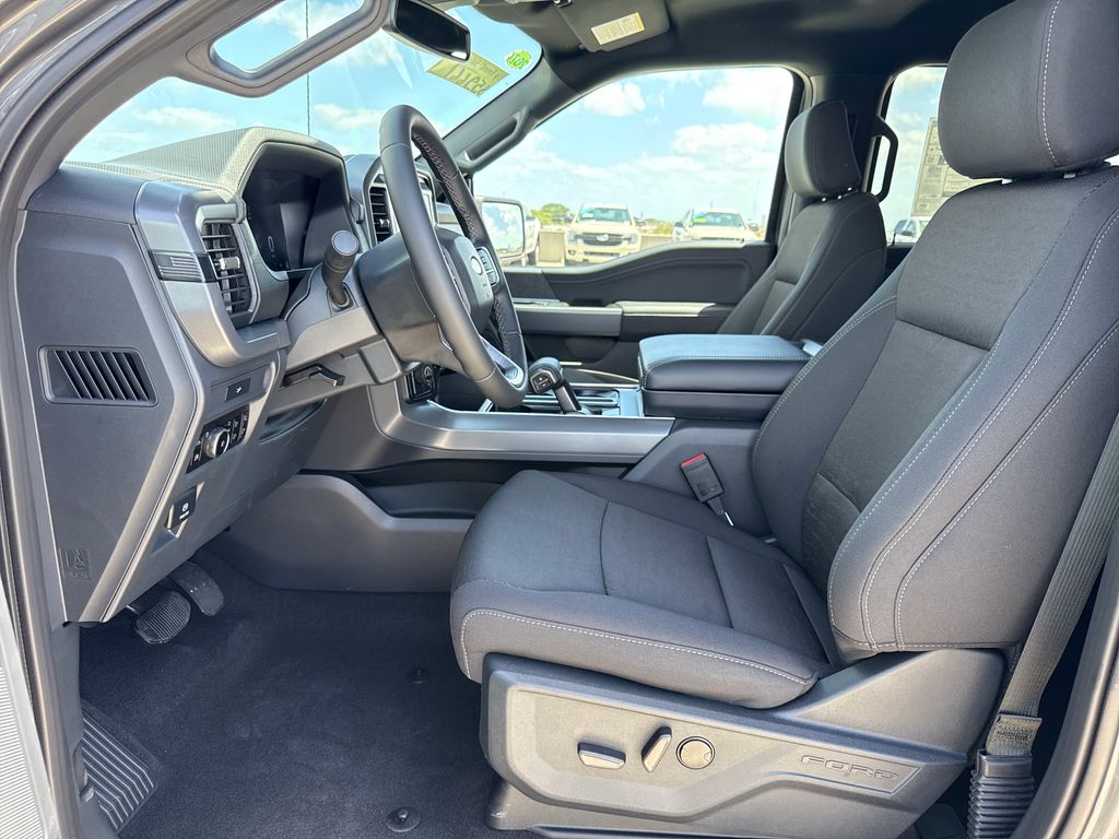 New 2026 Gray Ford XLT image 19
