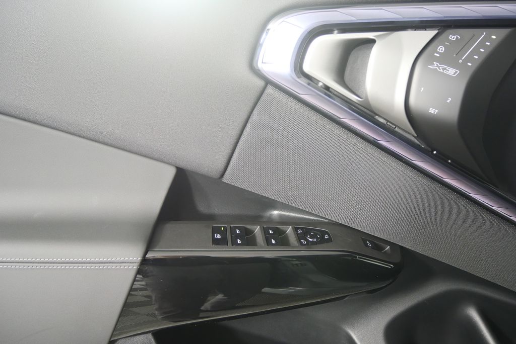 Thumbnail: 2026 BMW X3 - 9