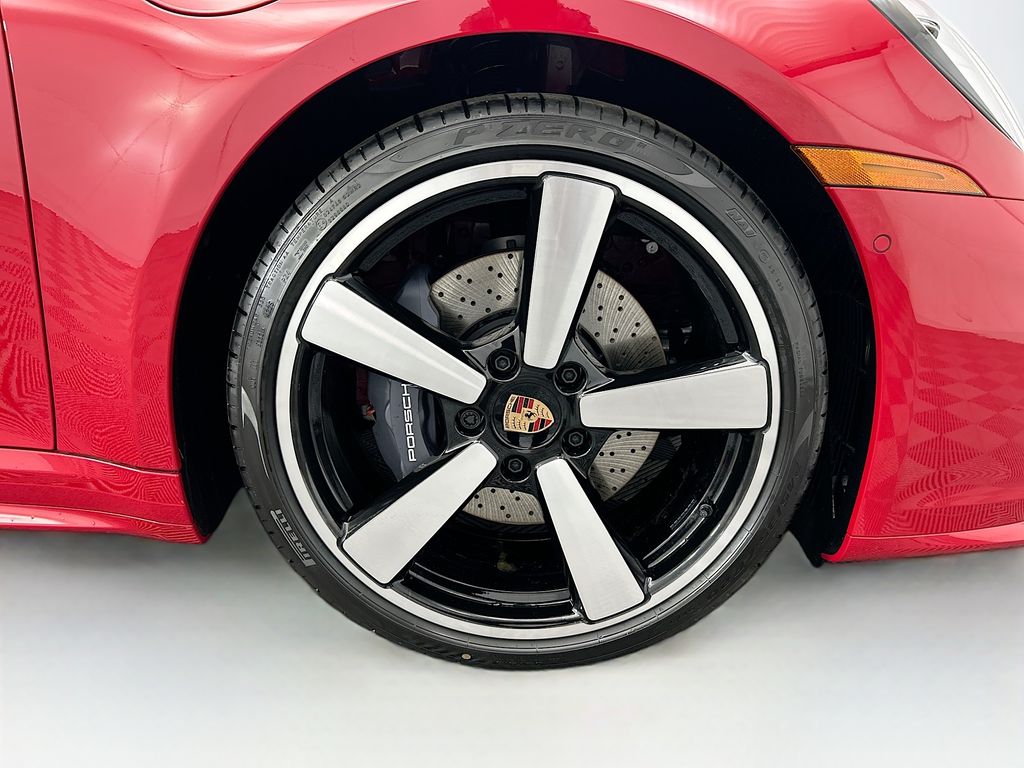 Thumbnail: 2026 Porsche 911 - 31