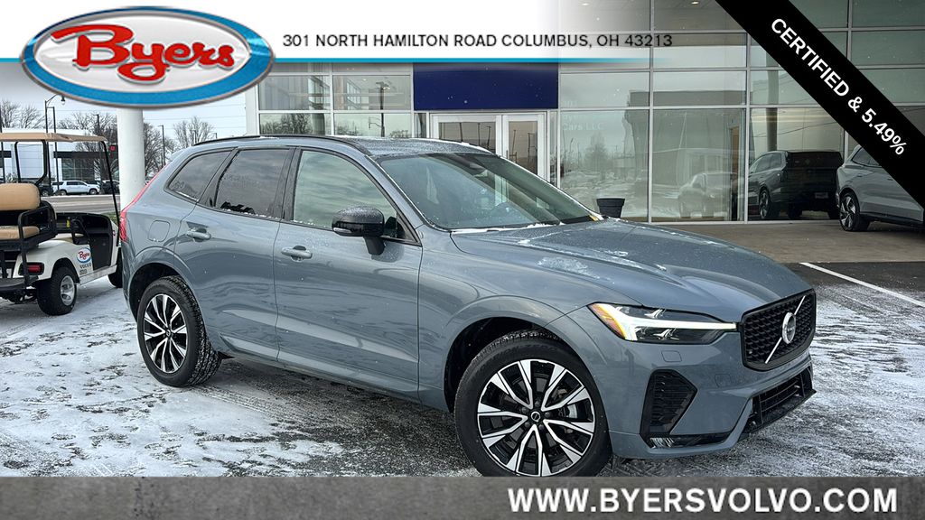 2024 Volvo XC60 B5 Core Dark Theme AWD