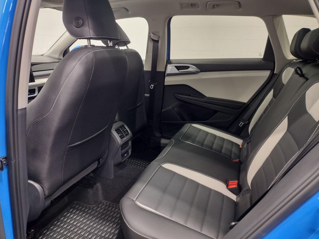 2025 Volkswagen Taos 1.5T SEL