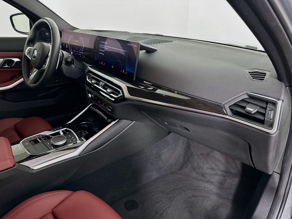 Thumbnail: 2023 BMW 3 Series - 30
