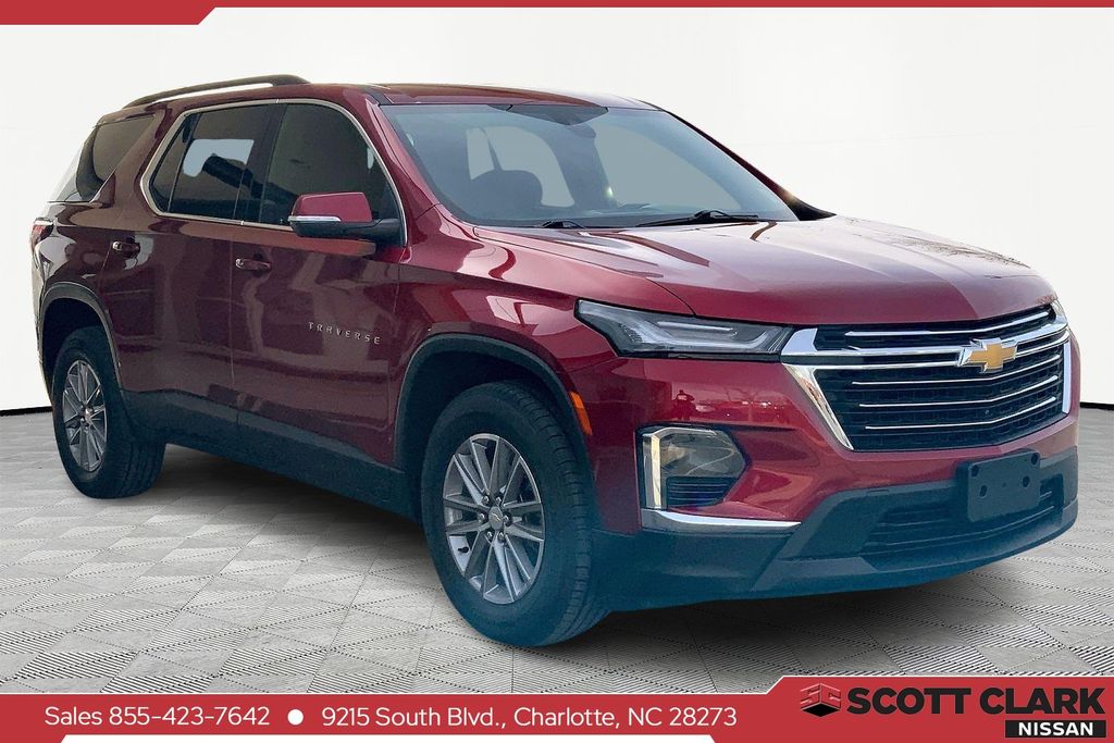 2023 Chevrolet Traverse LT