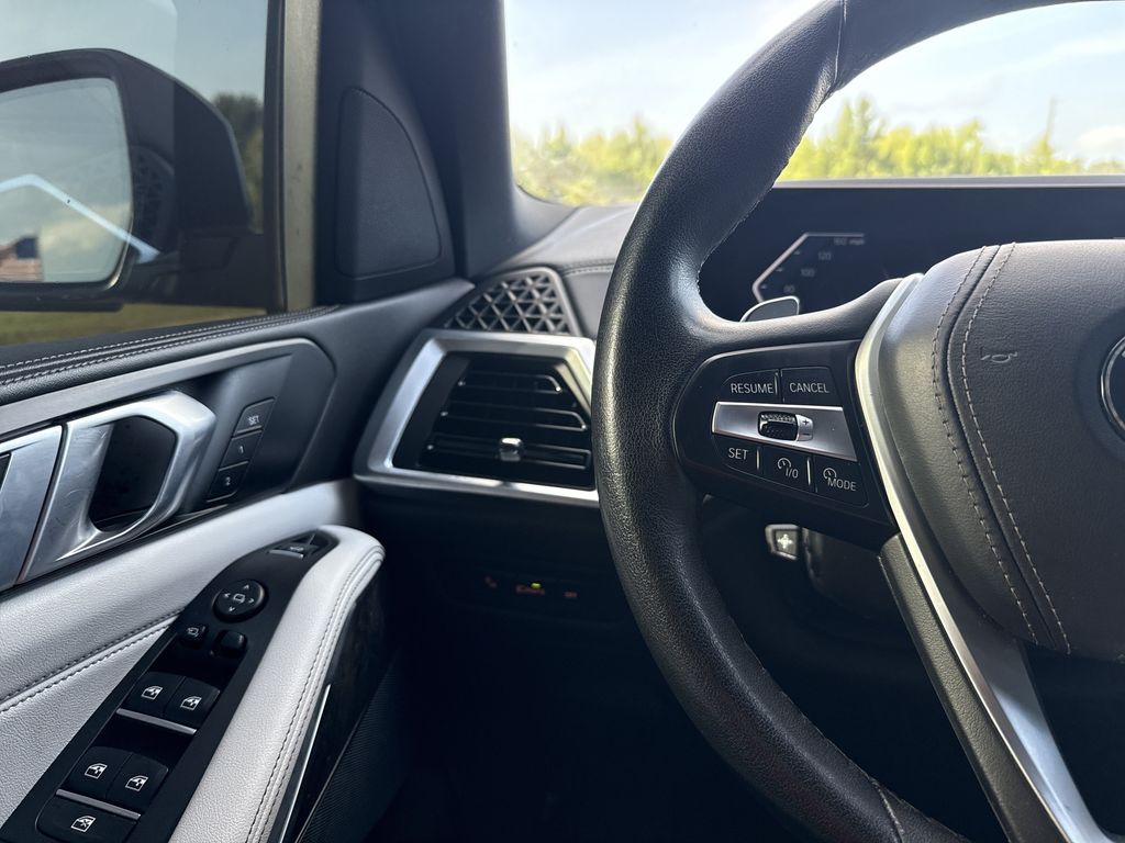 2024 BMW X5 sDrive40i Blue at Mac Haik CDJR North Houston