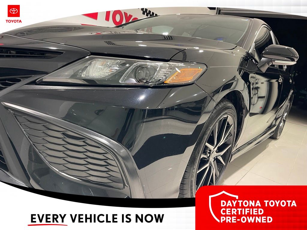 2024 Toyota Camry SE - Photo 12