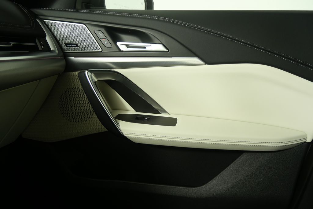 Thumbnail: 2026 BMW X1 - 26