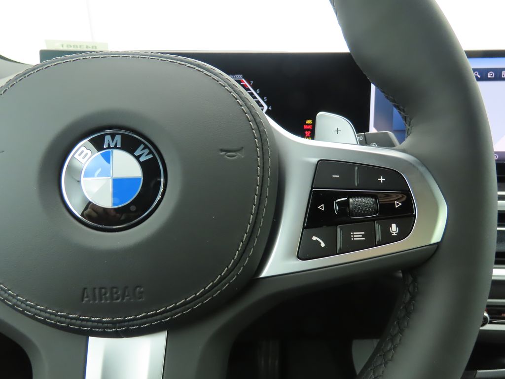 Thumbnail: 2026 BMW X5 - 12