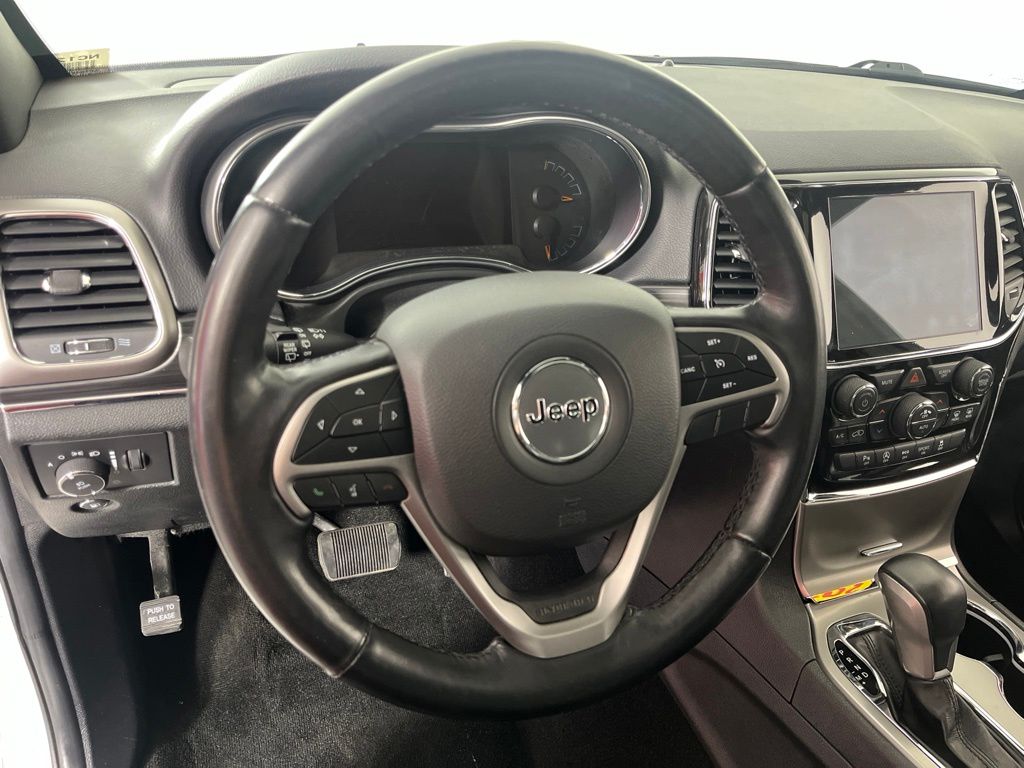 Thumbnail: 2022 Jeep Grand Cherokee - 28