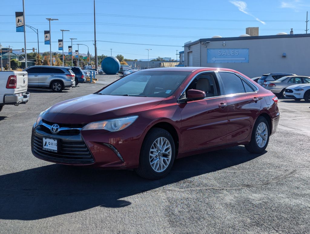 2017 Toyota Camry LE 10