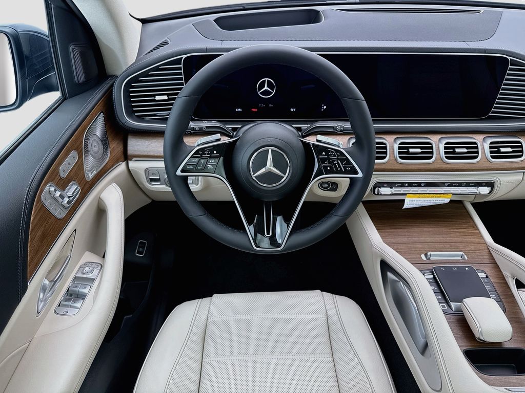 Thumbnail: 2026 Mercedes-Benz GLE - 11