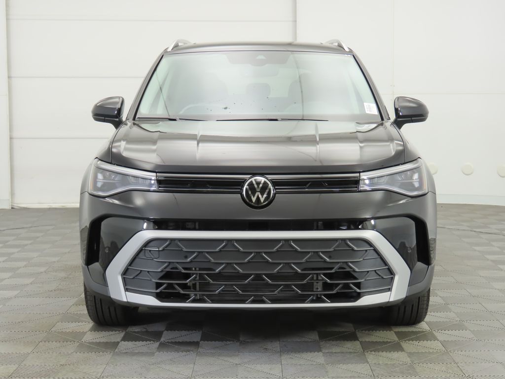 2025 Volkswagen Taos SE 3