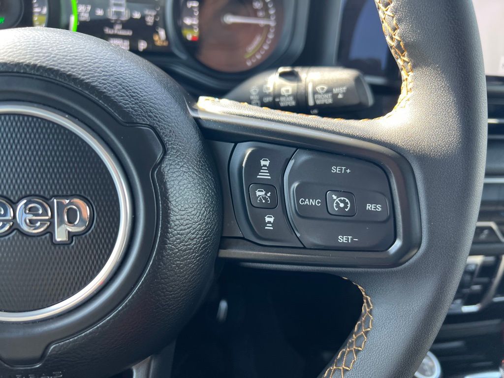 Thumbnail: 2024 Jeep Wrangler - 22